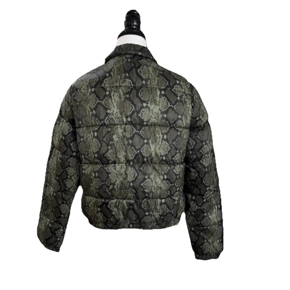 Ashley By 26 International Puffer Jacket Size S Green Snake Print Y2K Cropped - Picture 4 of 9